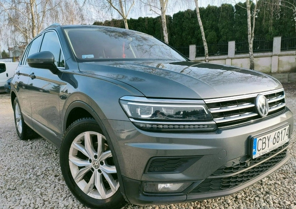 Volkswagen Tiguan cena 94900 przebieg: 142000, rok produkcji 2018 z Gorlice małe 529